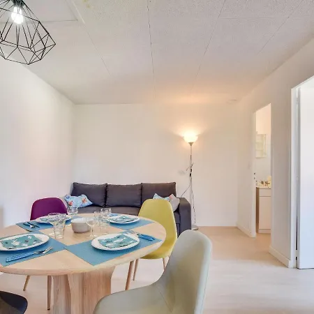 Au Plus Pres By Interhome