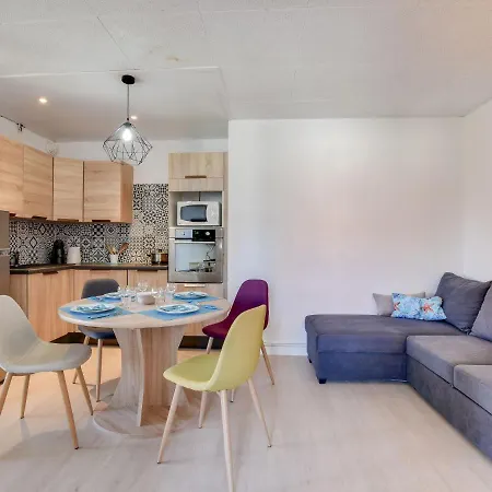 Au Plus Pres By Interhome